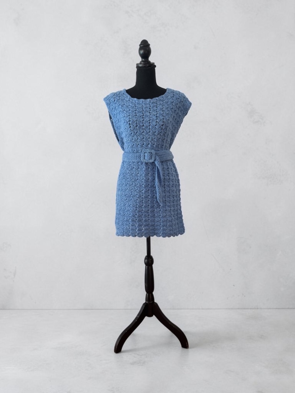 Vintage 1960 Baby Blue Crochet Top w/ belt